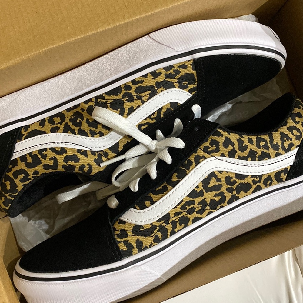 Brand new comfycush old skool vans